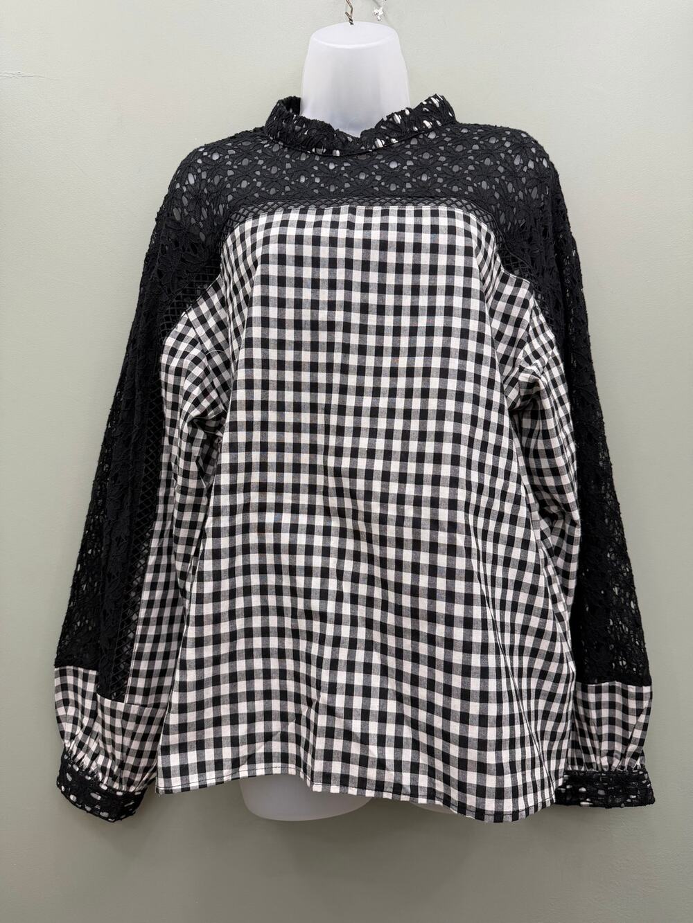 Listicle Black White Gingham Blouse XL Crochet Lace Long Sleeve Cottagecore